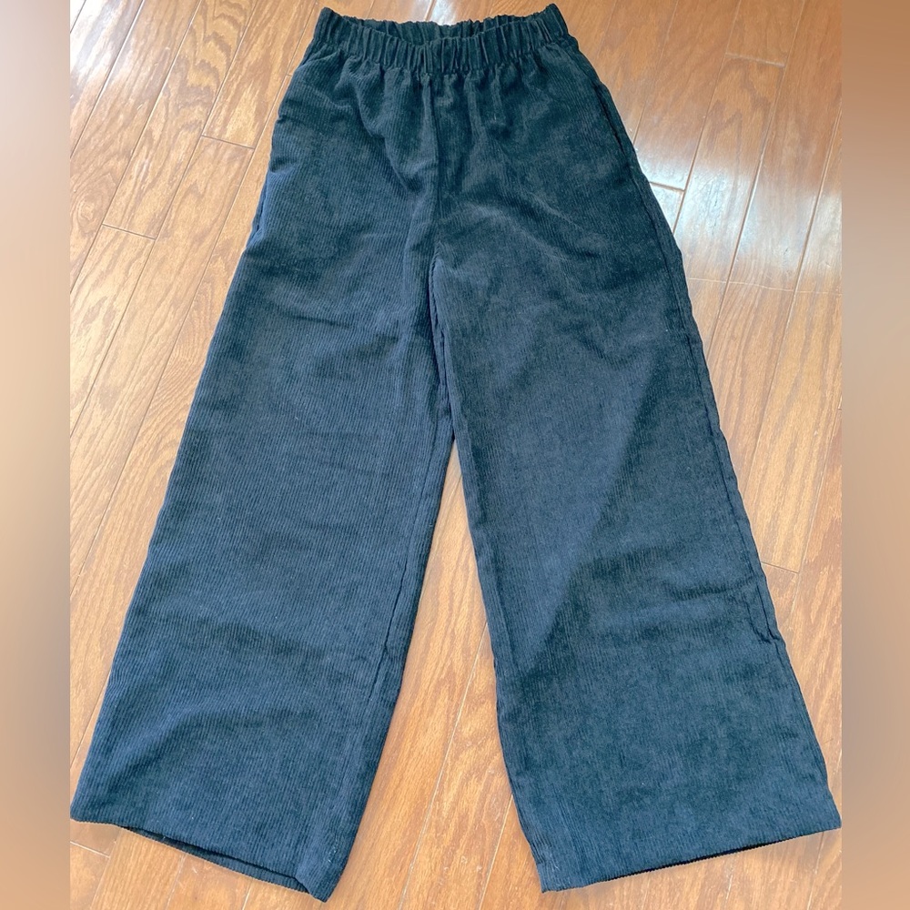 Zenana Wide Legged Corduroy Pants Size S